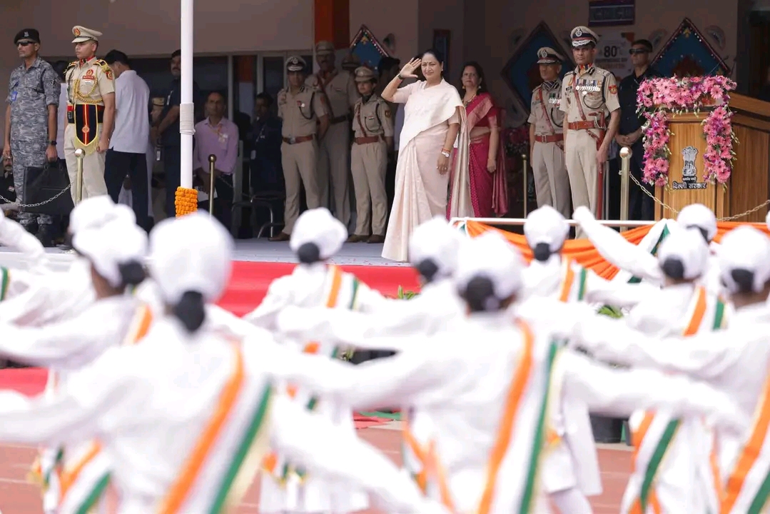 On the 80th Independence Day, Chief Minister Smt. Rekha Gupta hoisted the Tricolour at Chhatrasal Stadium and paid